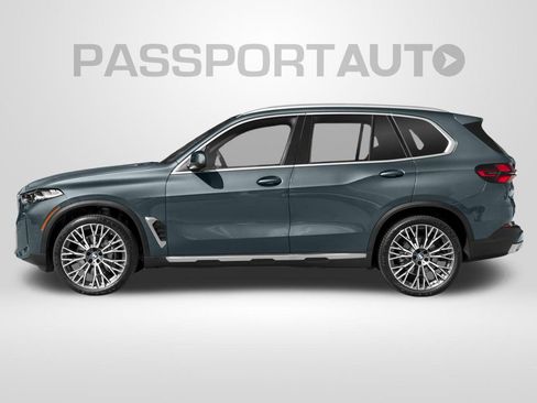 Used 2024 BMW X5 xDrive40i w/ M Sport Package AWD/4WD image 3