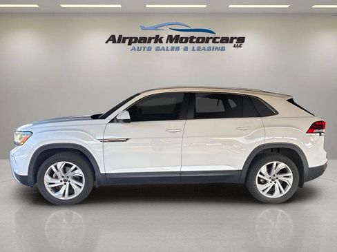 Used 2020 Volkswagen Atlas Cross Sport SEL image 2