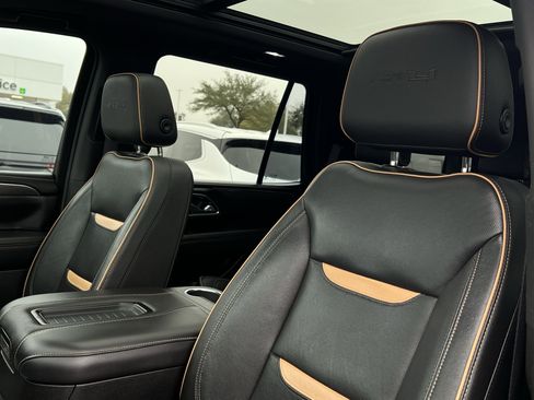 Used 2023 GMC Yukon AT4 image 22