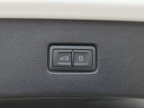 Used 2023 Audi Q7 2.0T Premium Plus w/ Premium Plus Package image 7