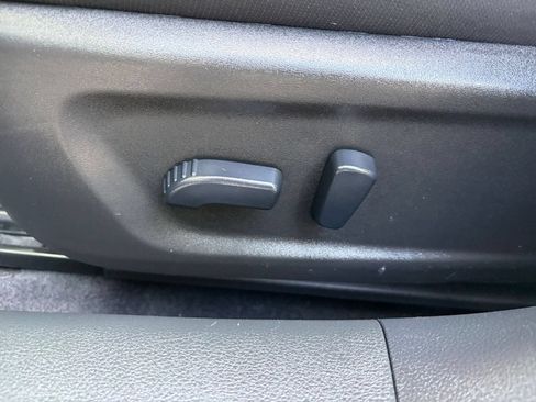 Used 2025 Nissan Altima 2.5 SV FWD image 22