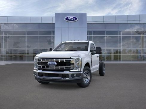 New 2026 Ford F350 XL w/ XL Chrome Package image 2
