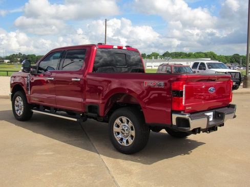 New 2026 Ford F250 Lariat w/ Chrome Package AWD/4WD image 4