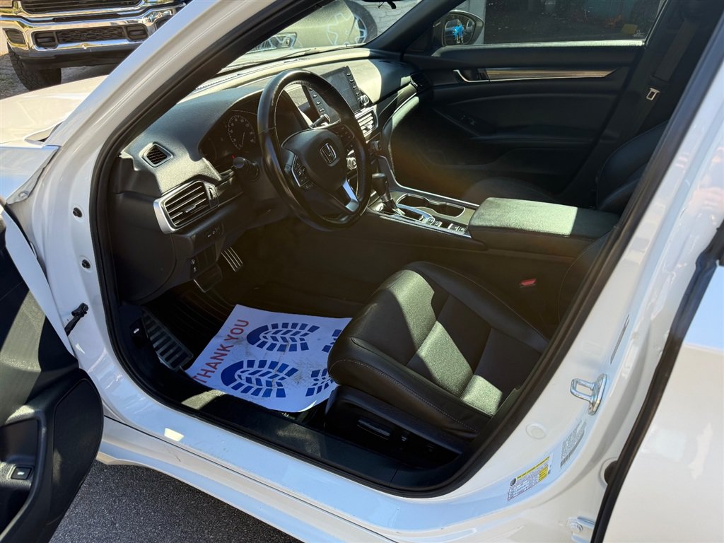 Used 2022 Honda Accord Sport image 11