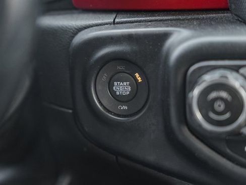 Used 2021 Jeep Wrangler Unlimited Rubicon AWD/4WD image 39