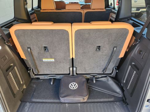 New 2025 Volkswagen ID. Buzz Pro S image 24