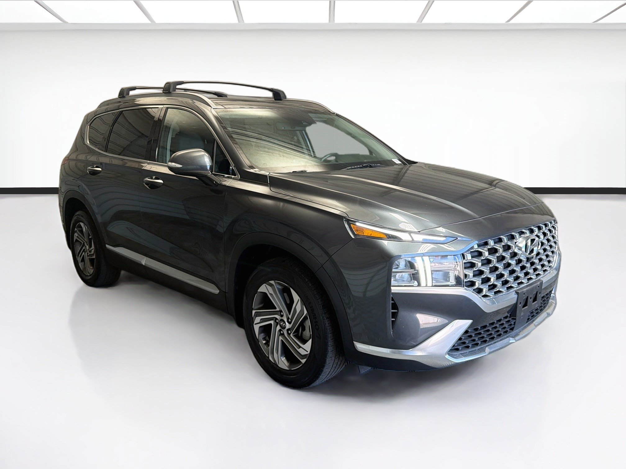 Used 2023 Hyundai Santa Fe SEL w/ Premium Package FWD image 3