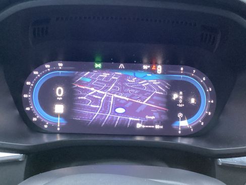 Certified 2023 Volvo XC60 B5 Plus w/ Protection Package Premier image 21