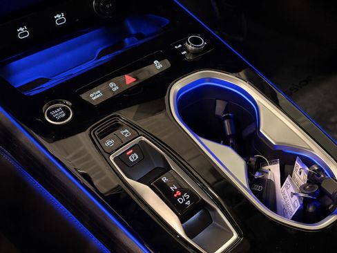 New 2026 Audi A6 Premium Plus AWD/4WD image 18