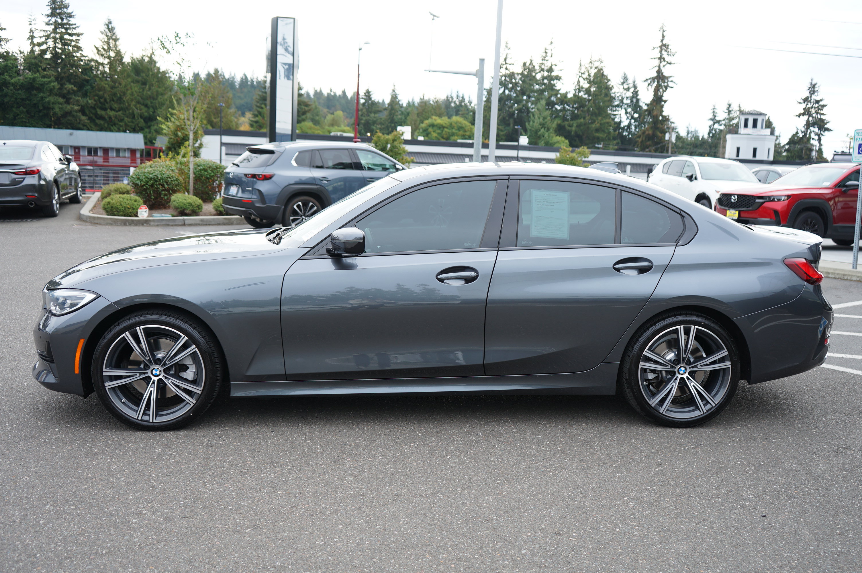 Used 2022 BMW 330i xDrive Sedan w/ Premium Package 2 AWD/4WD image 7