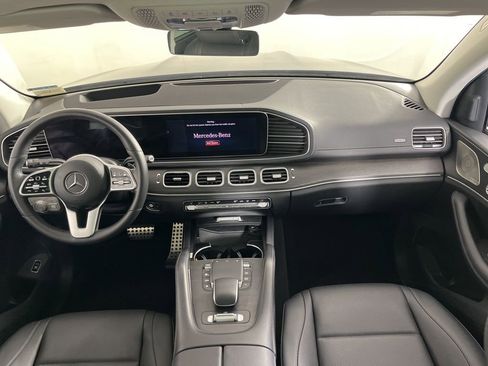 Used 2022 Mercedes-Benz GLS 450 4MATIC image 17