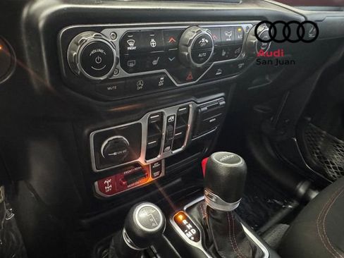 Used 2021 Jeep Gladiator Rubicon AWD/4WD image 29