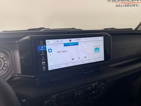 Used 2025 Jeep Wrangler Unlimited Rubicon image 14