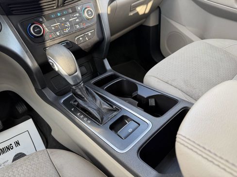 Used 2019 Ford Escape SE image 33