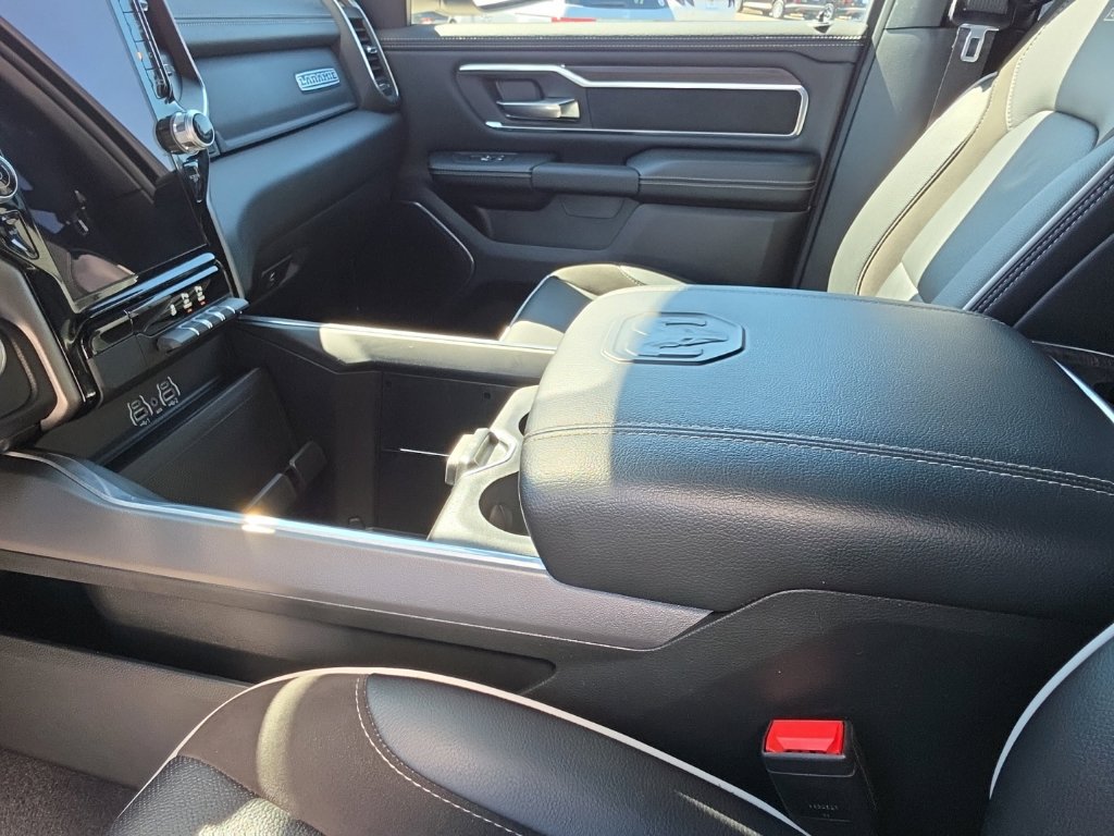 Used 2026 RAM 1500 Laramie AWD/4WD image 15
