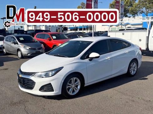 Used 2019 Chevrolet Cruze LS w/ LS Convenience Package FWD image 1