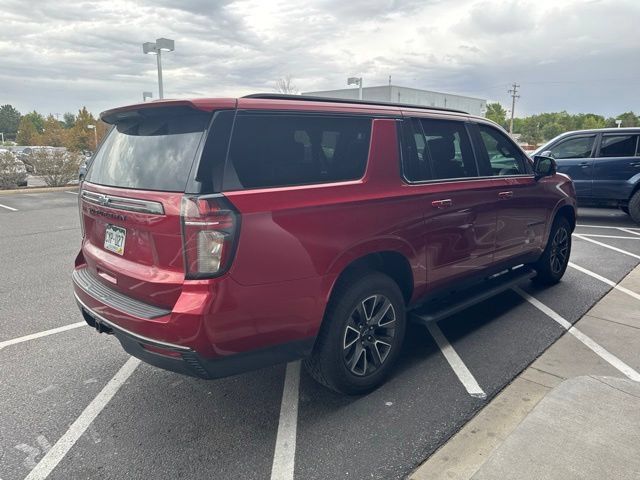Used 2021 Chevrolet Suburban Z71 w/ Z71 Signature Package AWD/4WD image 3
