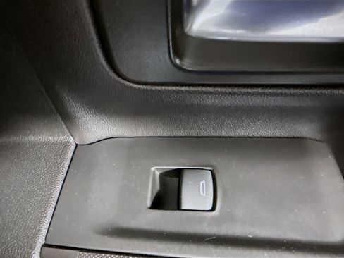 Used 2023 Chevrolet Silverado 2500 LT image 29