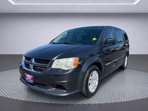 Used 2014 Dodge Grand Caravan American Value Package w/ UConnect Hands-Free Group FWD image 2