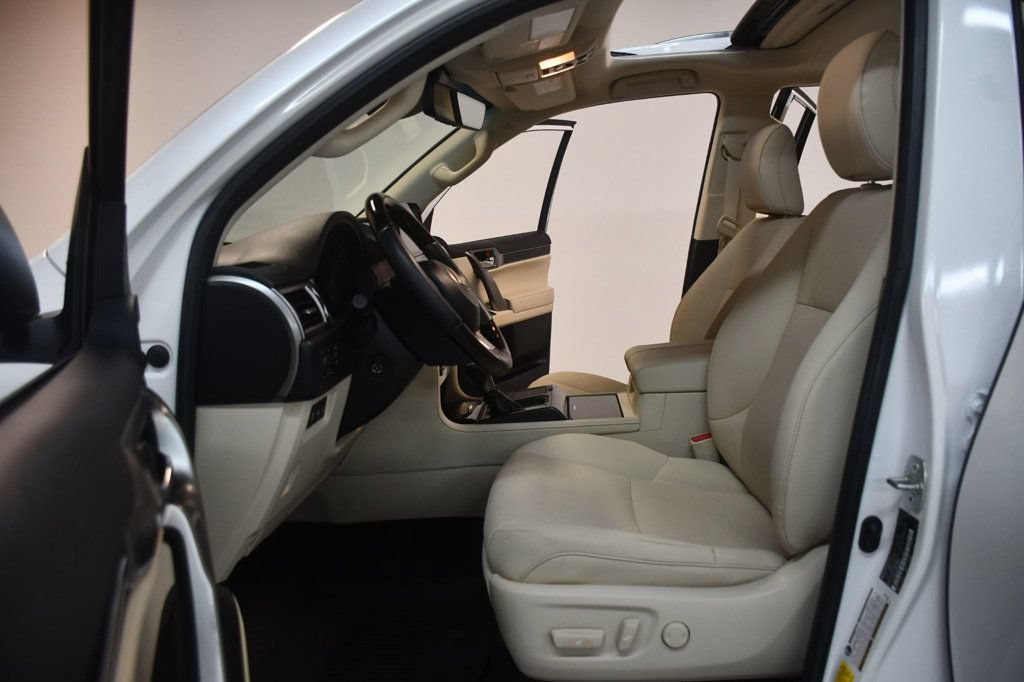 Used 2023 Lexus GX 460 Premium AWD/4WD image 30