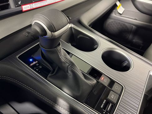 New 2026 Toyota Sienna XLE FWD image 22