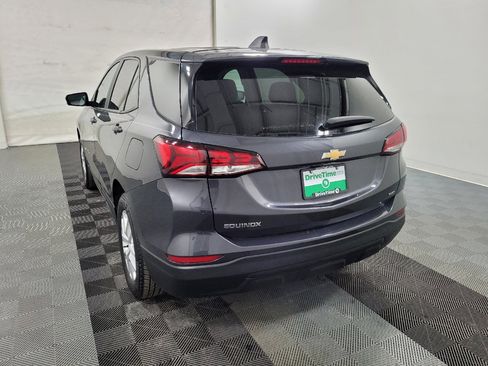 Used 2022 Chevrolet Equinox LS w/ LS Convenience Package image 5