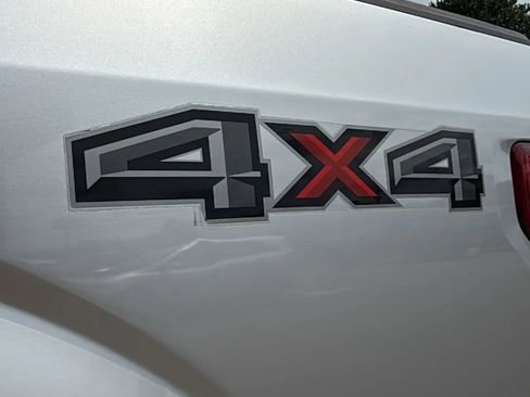 Used 2018 Ford F150 XLT w/ Equipment Group 302A Luxury AWD/4WD image 9