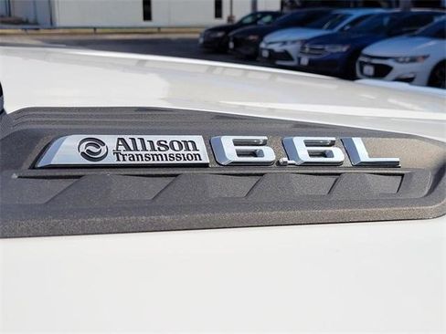 Certified 2024 Chevrolet Silverado 2500 High Country w/ Technology Package image 6