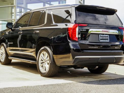 Used 2022 GMC Yukon SLT w/ SLT Premium Package AWD/4WD image 10