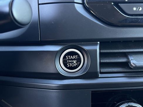 Certified 2024 Nissan Pathfinder S image 18