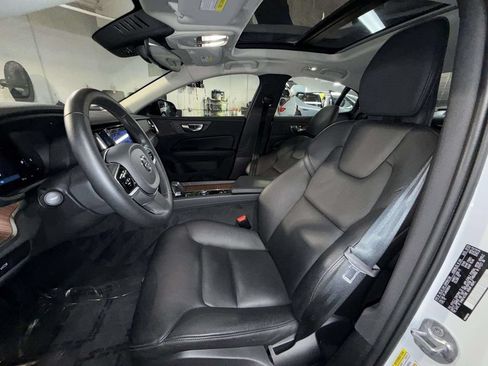 Used 2024 Volvo S60 B5 Plus w/ Climate Package FWD image 2