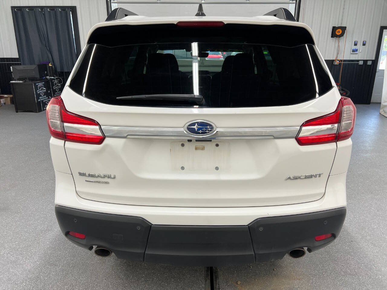 Used 2021 Subaru Ascent Premium w/ Sport Package AWD/4WD image 5