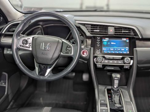 Used 2020 Honda Civic EX image 5