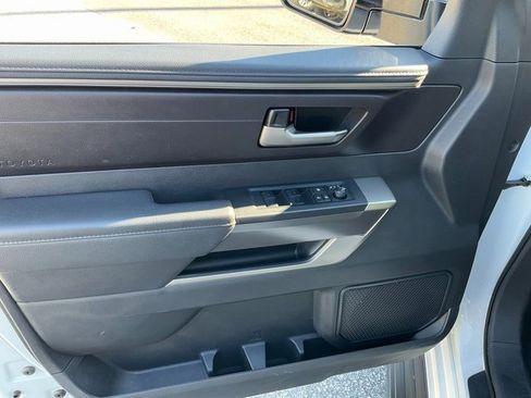 Used 2024 Toyota Sequoia Limited image 7