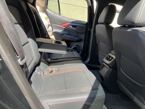 Used 2024 Chevrolet Equinox EV RS image 20