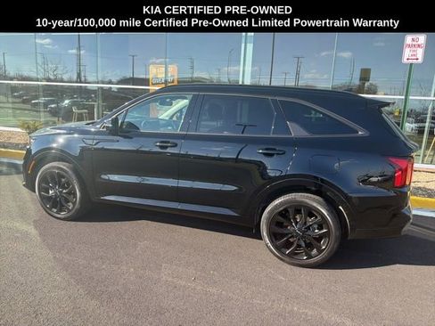 Certified 2023 Kia Sorento SX image 24