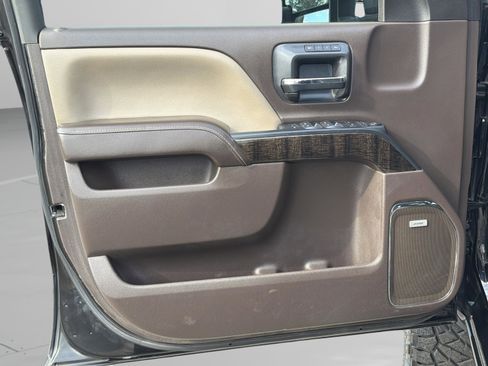 Used 2016 GMC Sierra 2500 Denali w/ Duramax Plus Package image 35