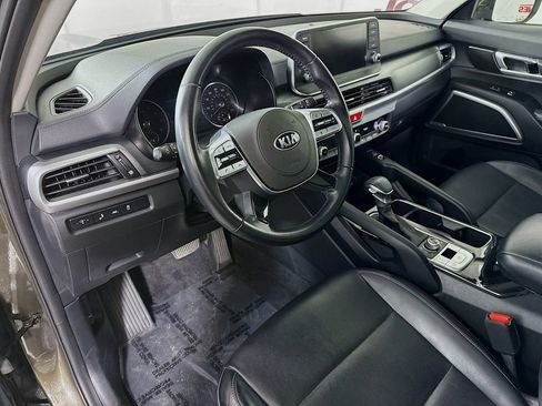 Used 2021 Kia Telluride S image 18