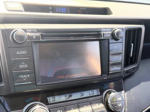 Used 2013 Toyota RAV4 XLE AWD/4WD image 22