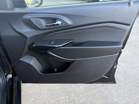 New 2026 Chevrolet Trax RS w/ Sunroof Package image 45