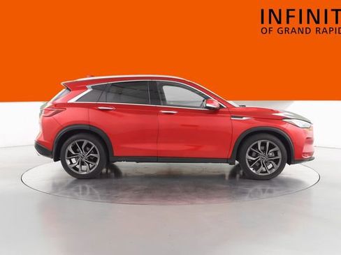 Used 2022 INFINITI QX50 Autograph AWD/4WD image 2