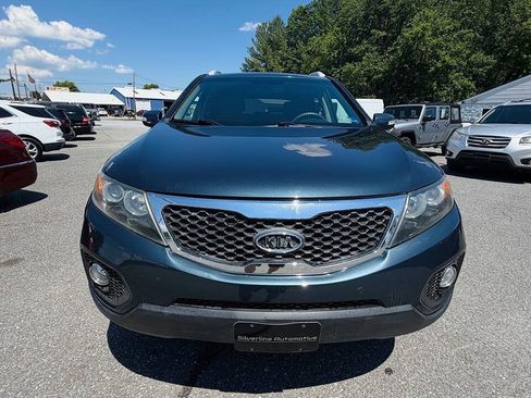 Used 2011 Kia Sorento 2WD w/ Convenience Pkg image 8