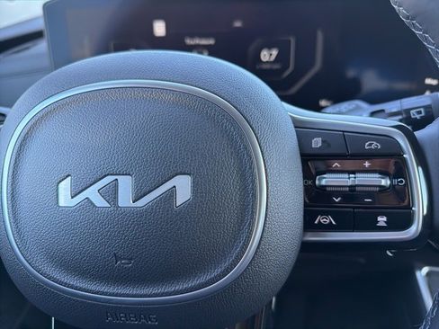 New 2026 Kia Carnival SX Prestige image 21