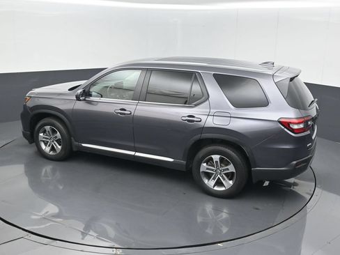 Used 2025 Honda Pilot EX-L image 15