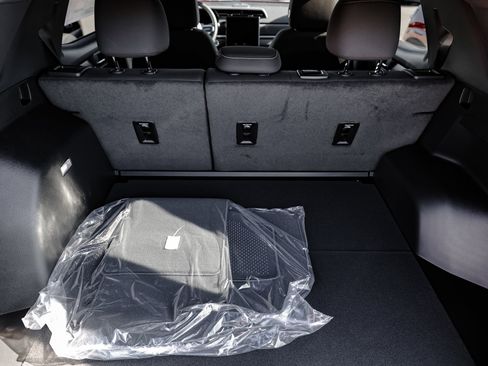 New 2026 GMC Terrain Elevation w/ Black Edition image 29