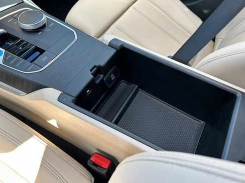 Used 2023 BMW i4 eDrive40 image 33