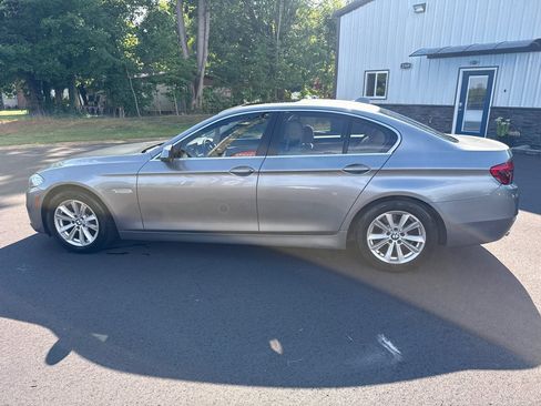 Used 2016 BMW 528i Sedan RWD image 5