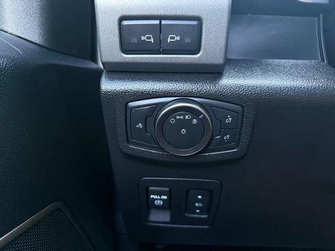 Used 2019 Ford F150 Raptor w/ Equipment Group 802A Luxury AWD/4WD image 39