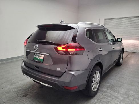 Used 2019 Nissan Rogue SV FWD image 9