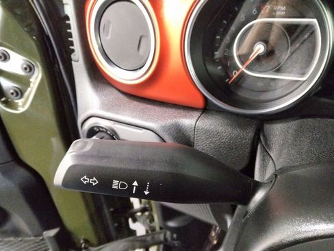 Used 2021 Jeep Wrangler Unlimited Rubicon w/ Dual Top Group image 16